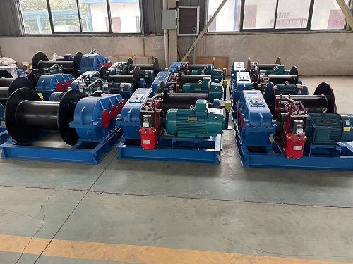 JM型電控慢速大噸位卷揚(yáng)機(jī)